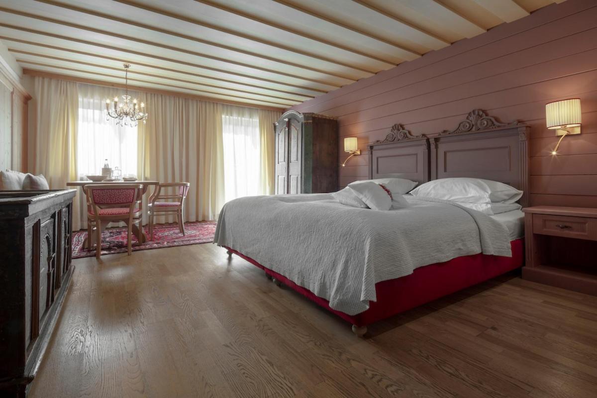 Hotel La Perla: The Leading Hotels Of The World Corvara In Badia Ngoại thất bức ảnh